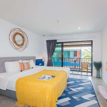 Kraam Silhouette Hotel And Cafe Phuket 찰롱 외부 사진