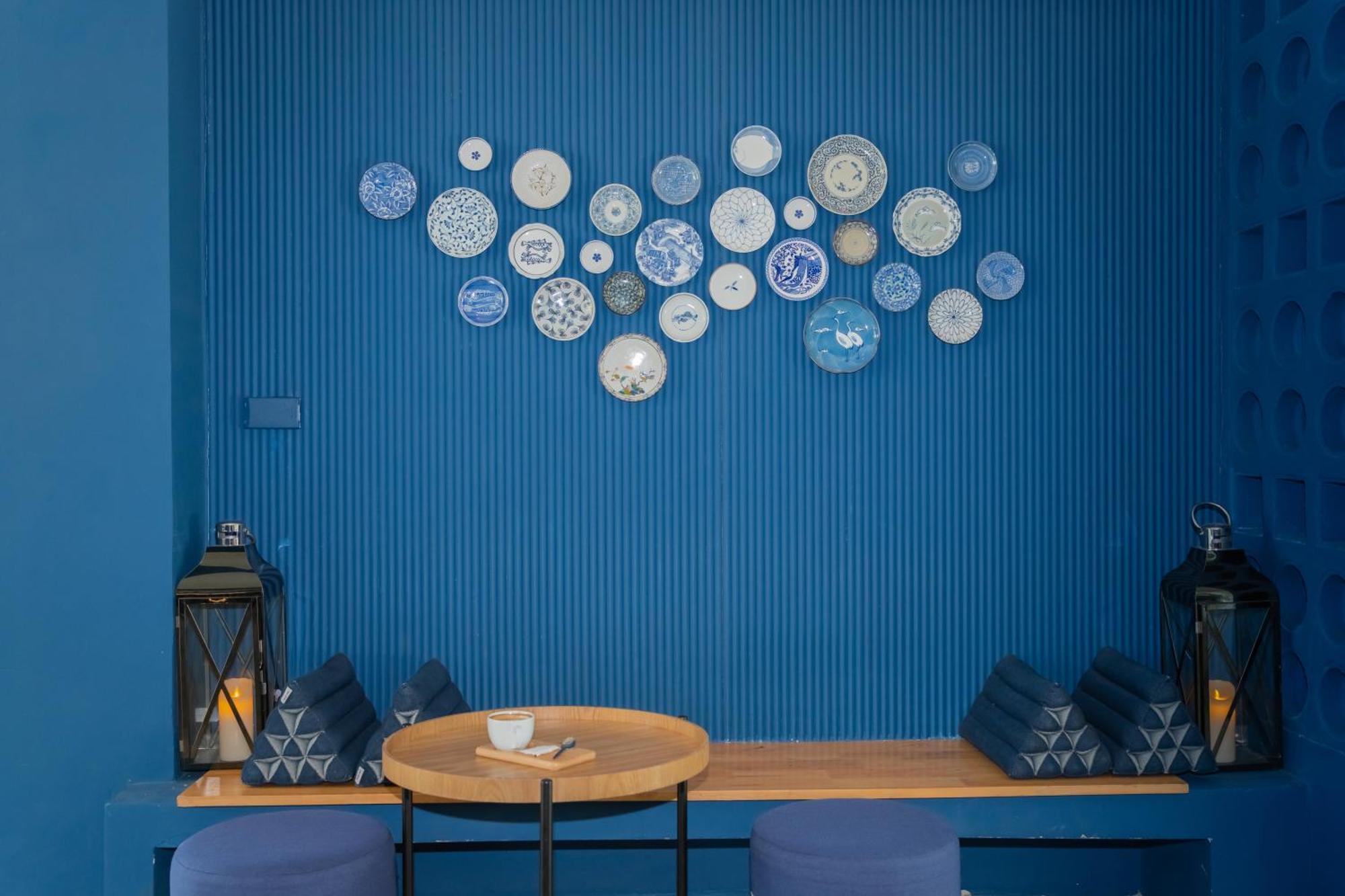 Kraam Silhouette Hotel And Cafe Phuket 찰롱 외부 사진