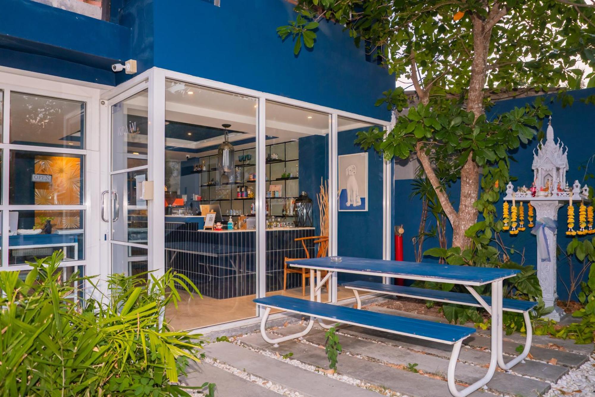 Kraam Silhouette Hotel And Cafe Phuket 찰롱 외부 사진
